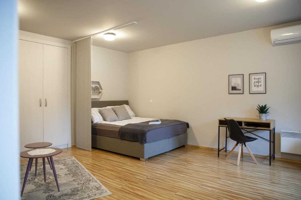 Apartment Nobl Plac Celje Exterior foto